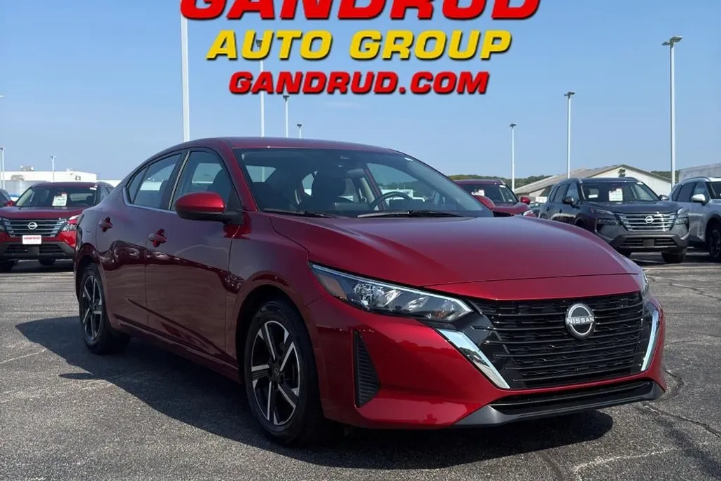 2024 Nissan Sentra SV photo 1