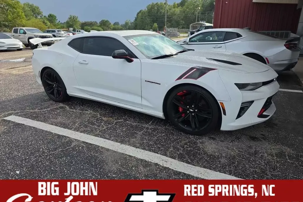 2018 Chevrolet Camaro SS photo 1