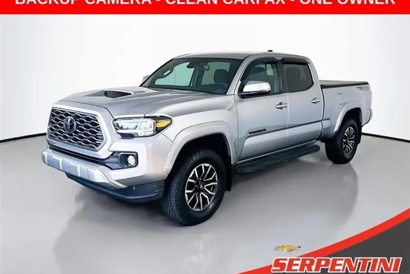 2021 Toyota Tacoma 4x4 SR5 photo 1