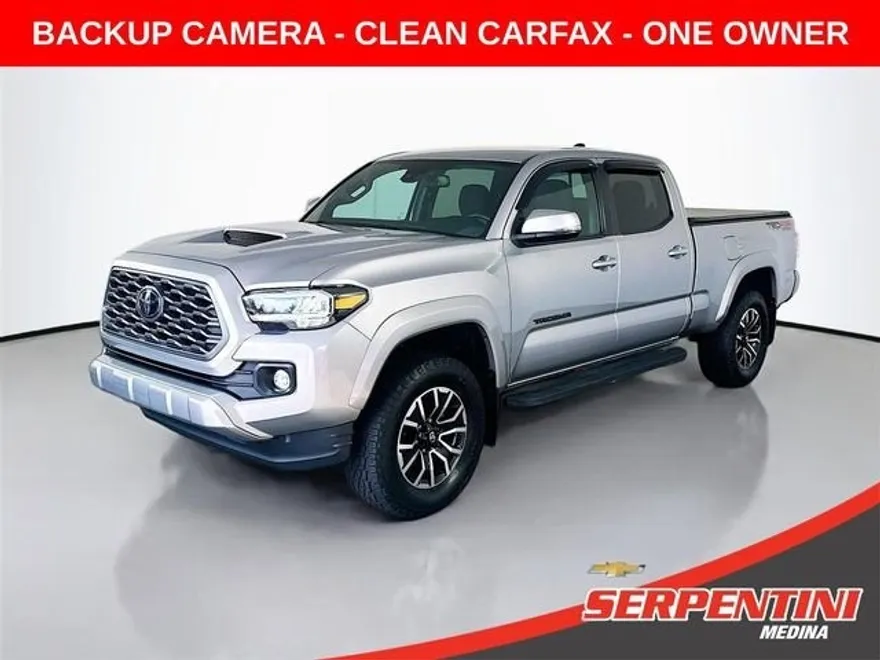 2021 Toyota Tacoma 4x4 SR5 photo 1