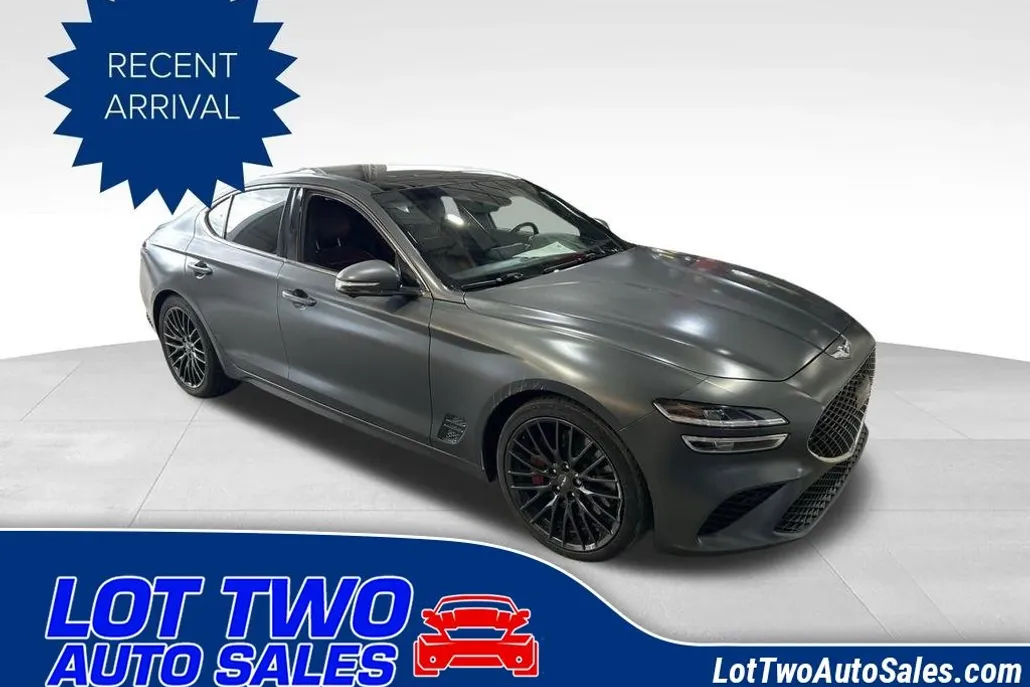 2022 Genesis G70 3.3T Launch Edition photo 1
