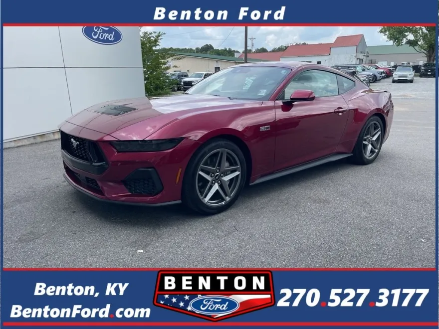 2025 Ford Mustang GT photo 1