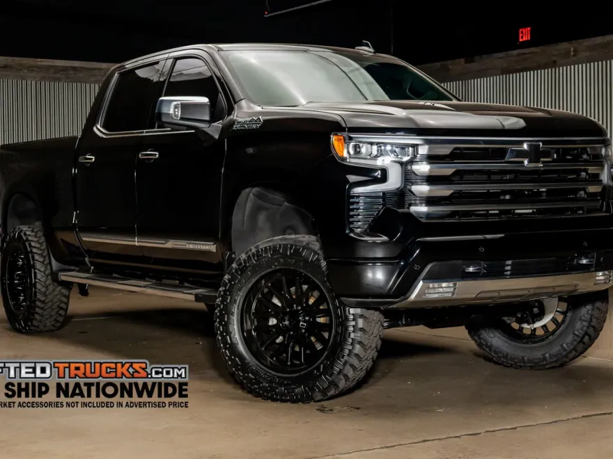 2023 Chevrolet Silverado 1500 High Country photo 1