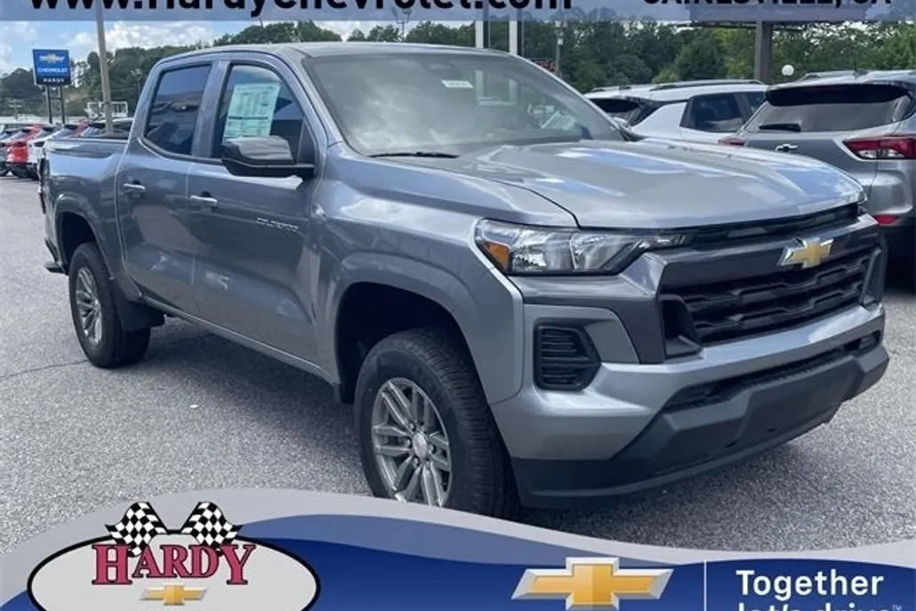 2025 Chevrolet Colorado Work Truck LT photo 1