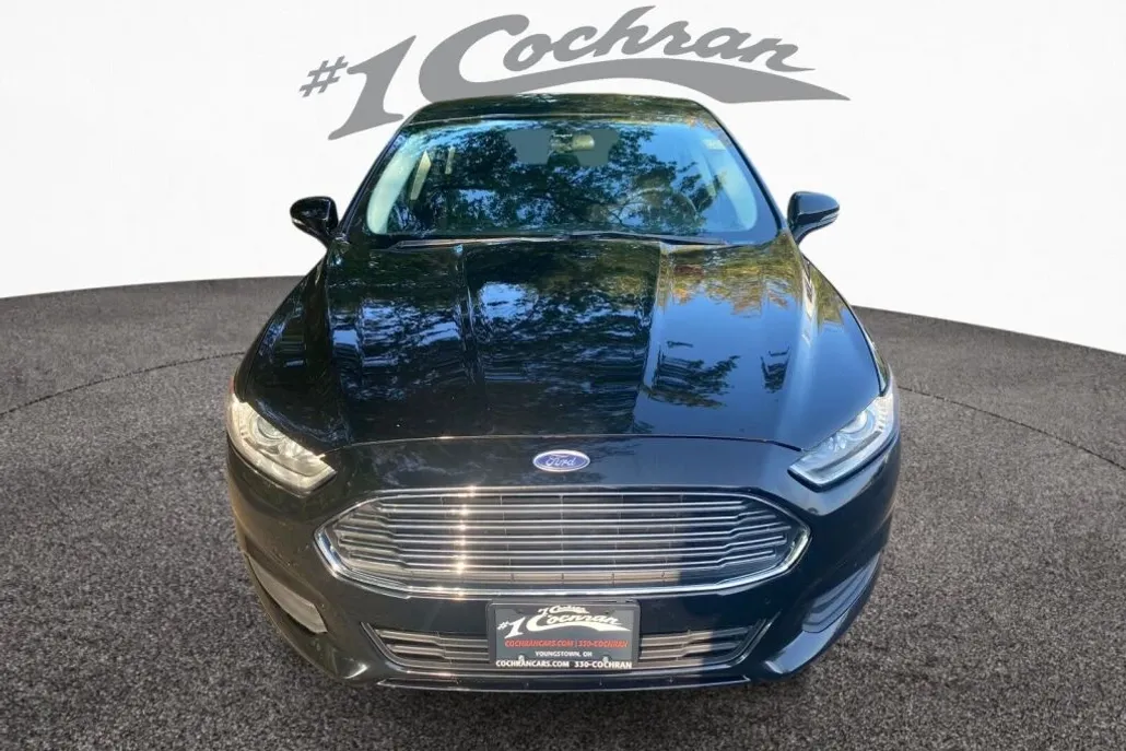 2016 Ford Fusion SE photo 1