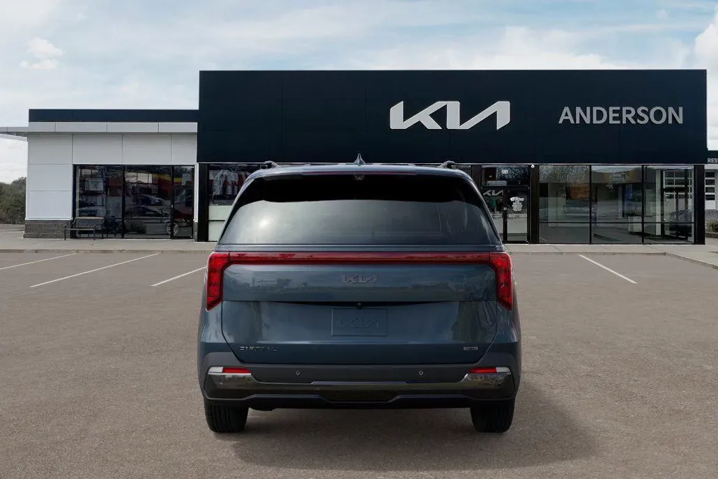 2026 Kia Carnival SX photo 1
