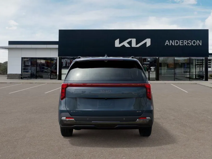 2026 Kia Carnival SX photo 1