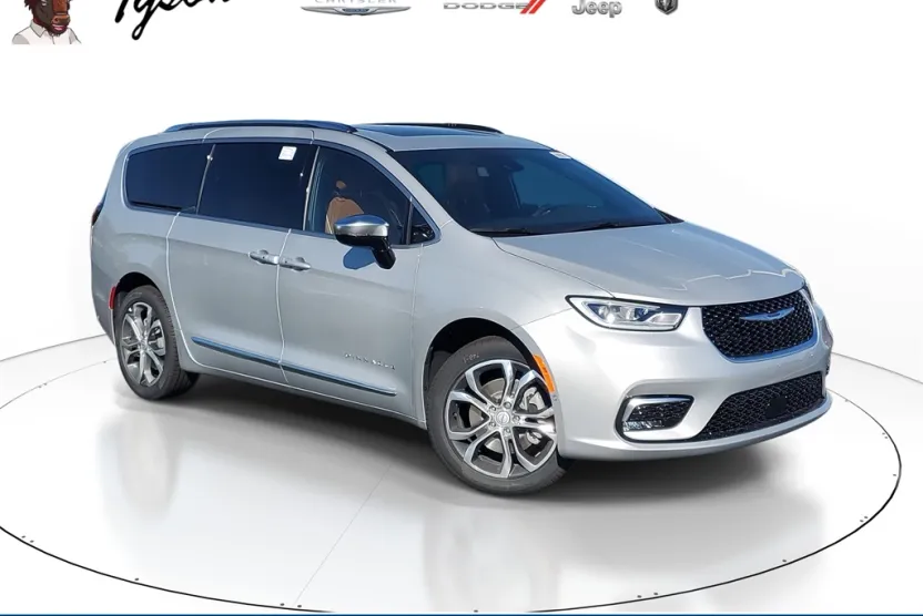 2026 Chrysler Pacifica Pinnacle photo 1