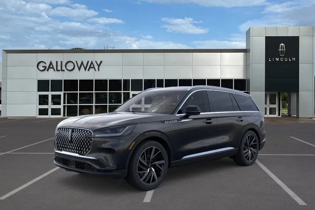 2025 Lincoln Aviator Reserve photo 1