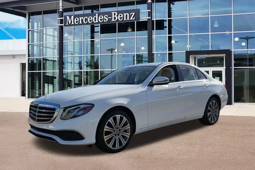 2019 Mercedes Benz E 300 photo 1