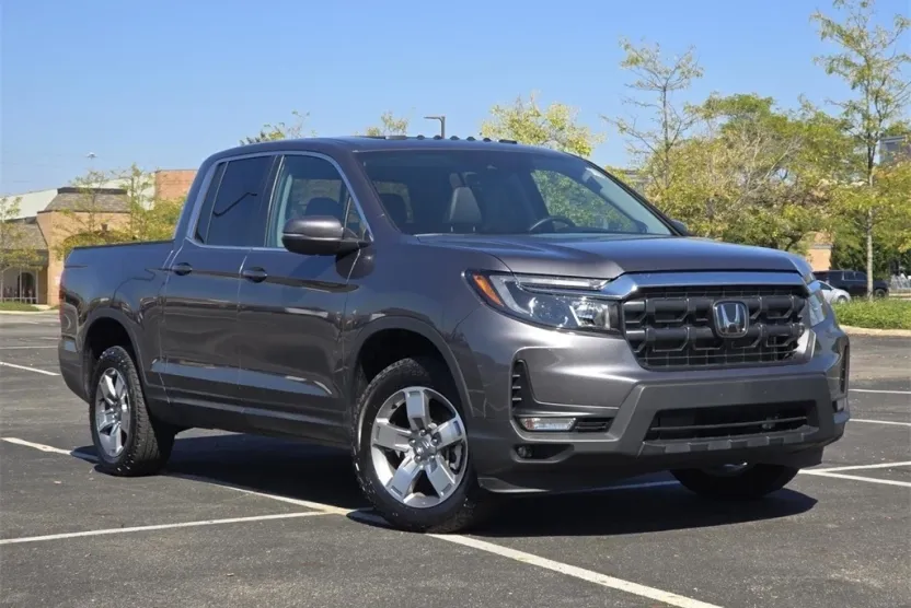 2025 Honda Ridgeline RTL photo 1