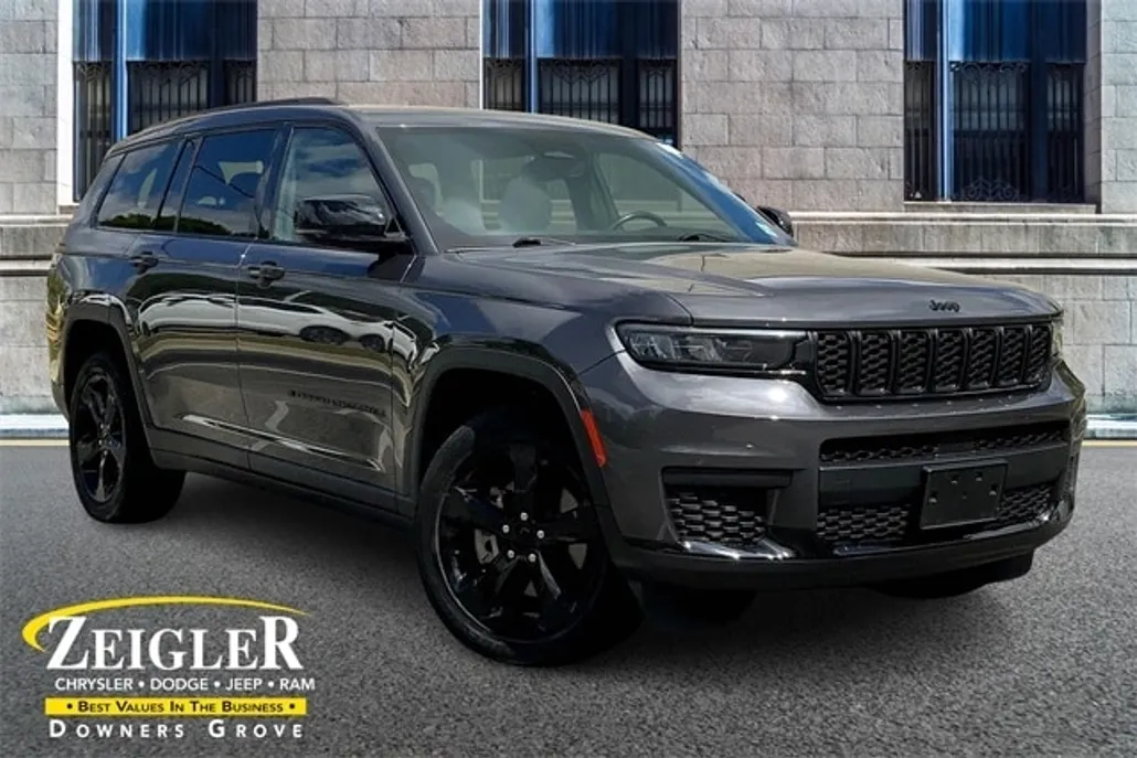 2021 Jeep Grand Cherokee Laredo photo 1