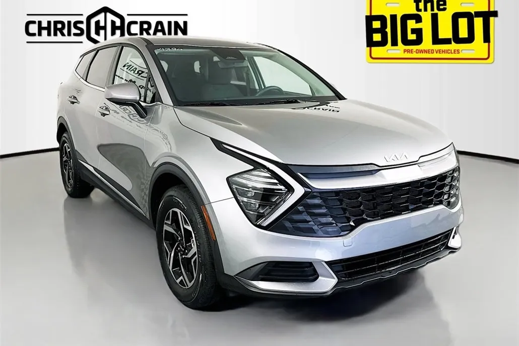 2024 Kia Sportage LX photo 1
