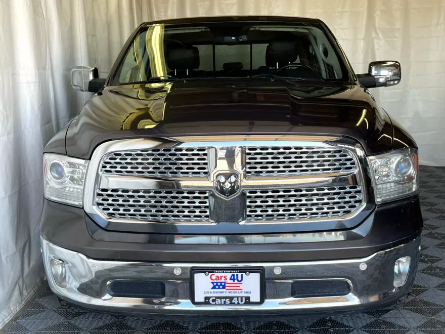 2014 Ram 1500 Laramie photo 2