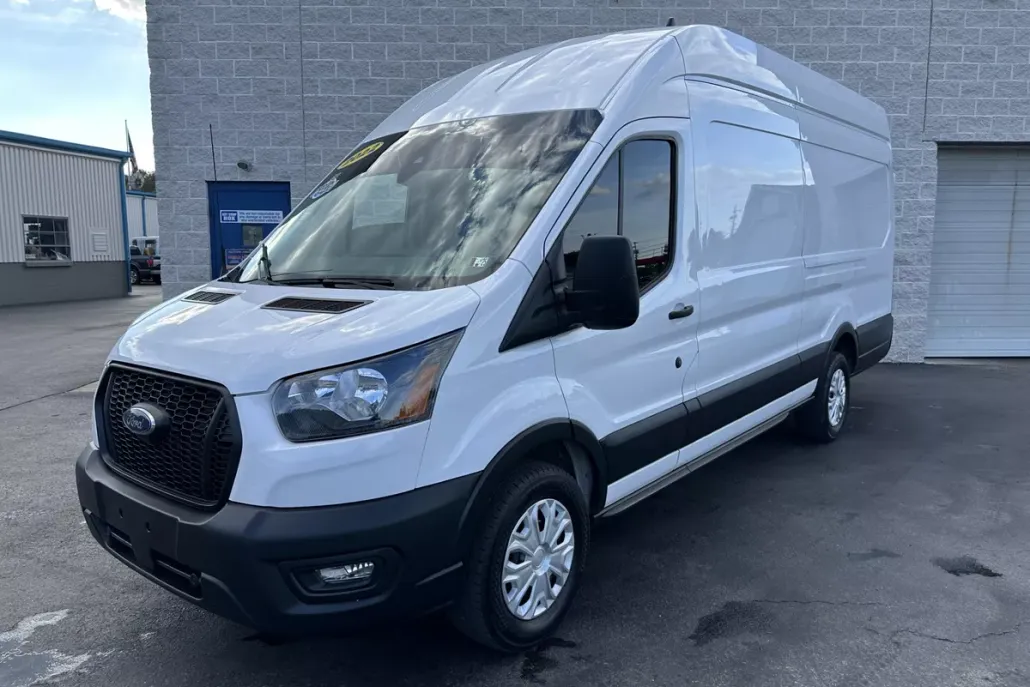 2022 Ford Transit photo 1