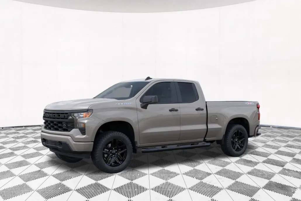 2026 Chevrolet Silverado 1500 Custom photo 1