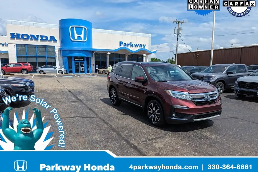 2022 Honda Pilot Touring photo 1