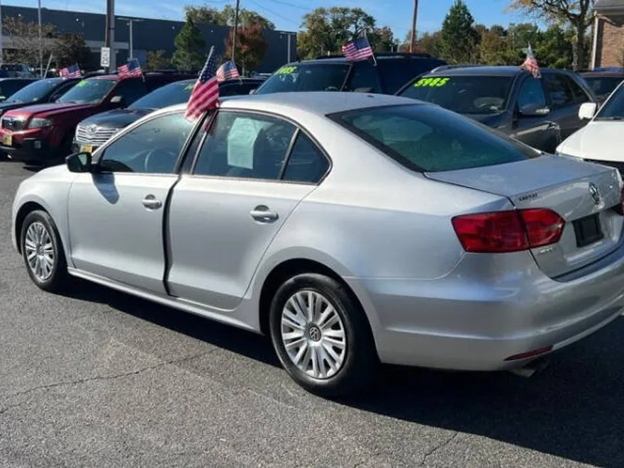 2014 Volkswagen Jetta S photo 1