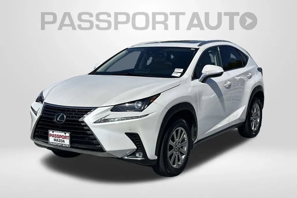 2021 Lexus NX 300 photo 1
