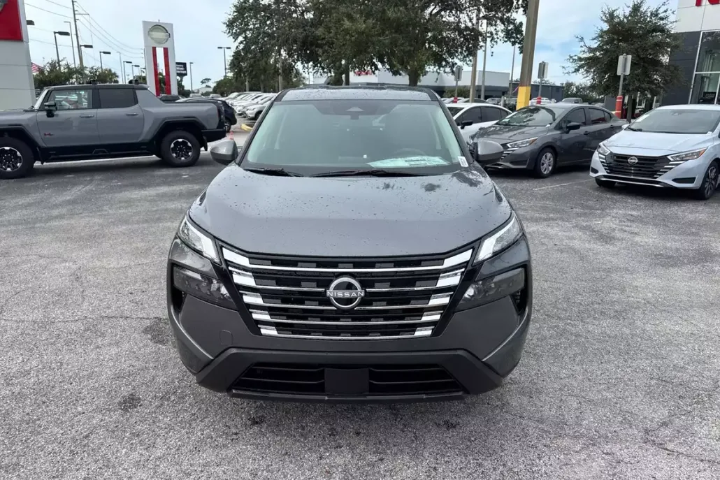 2026 Nissan Rogue SV photo 1