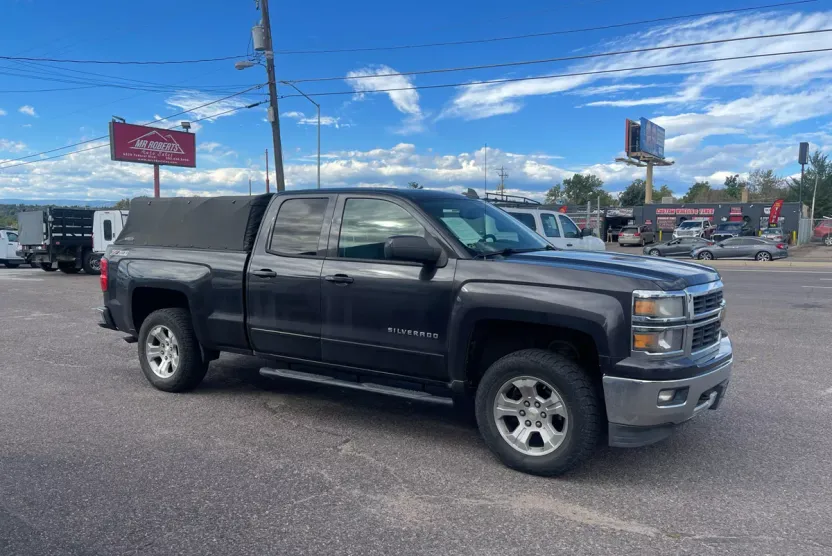 2015 Chevrolet Silverado 1500 photo 1