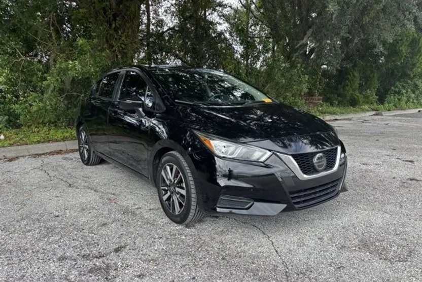 2021 Nissan Versa 1.6 SV photo 1