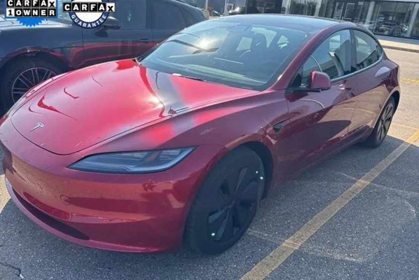 2024 Tesla Model 3 Long Range photo 1