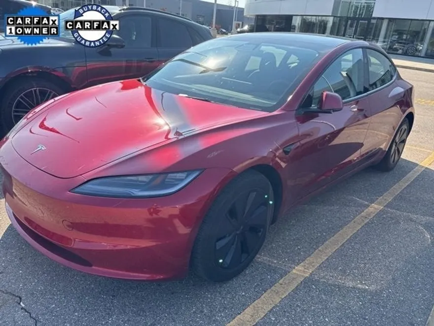 2024 Tesla Model 3 Long Range photo 1