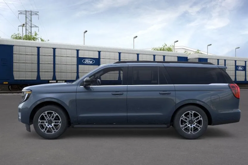 2025 Ford Expedition MAX photo 1