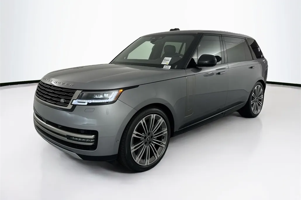 2025 Land Rover Range Rover SE photo 1