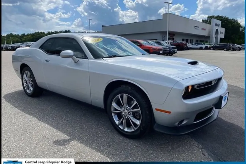 2020 Dodge Challenger GT photo 1