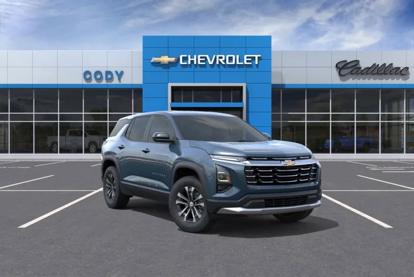 2026 Chevrolet Equinox LT photo 1