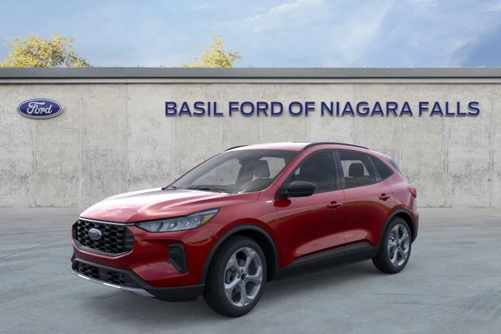 2025 Ford Escape ST-Line photo 1