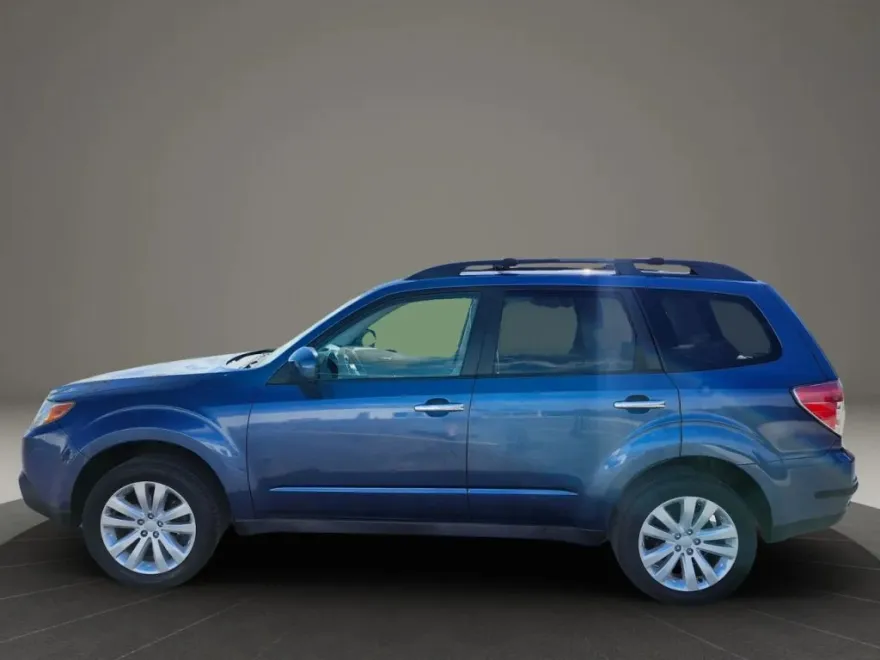 2013 Subaru Forester 2.5X Premium Sport photo 1