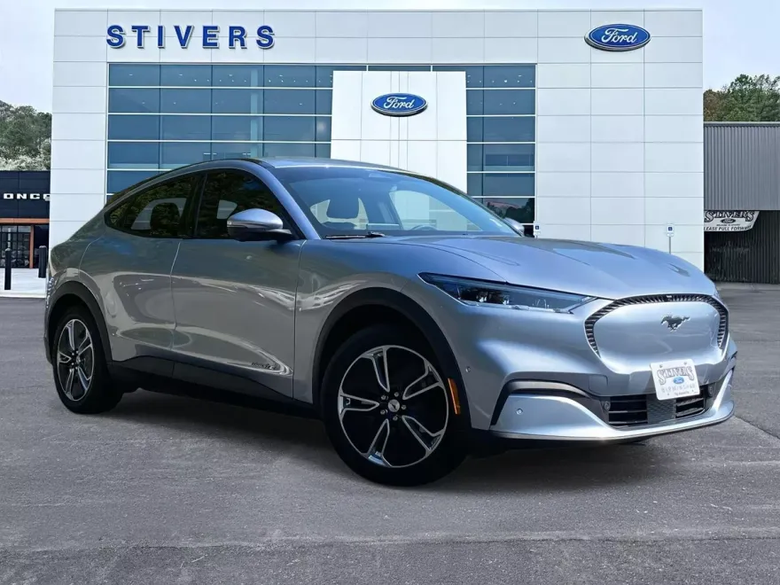 2022 Ford Mustang Mach-E Select photo 1