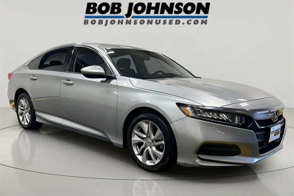 2019 Honda Accord LX 1.5T photo 1