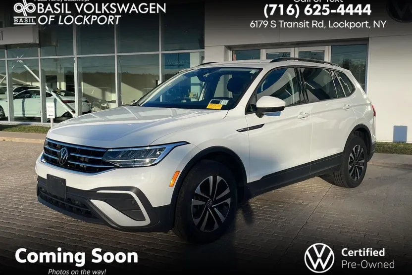 2023 Volkswagen Tiguan S photo 1