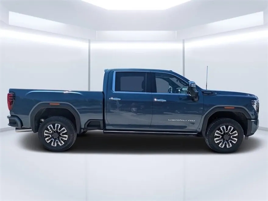 2025 Gmc Sierra 2500 HD Denali Ultimate photo 1