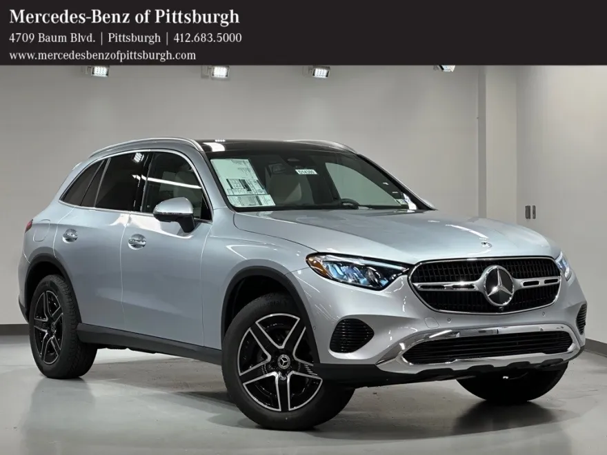 2026 Mercedes Benz GLC 300 4MATIC photo 1
