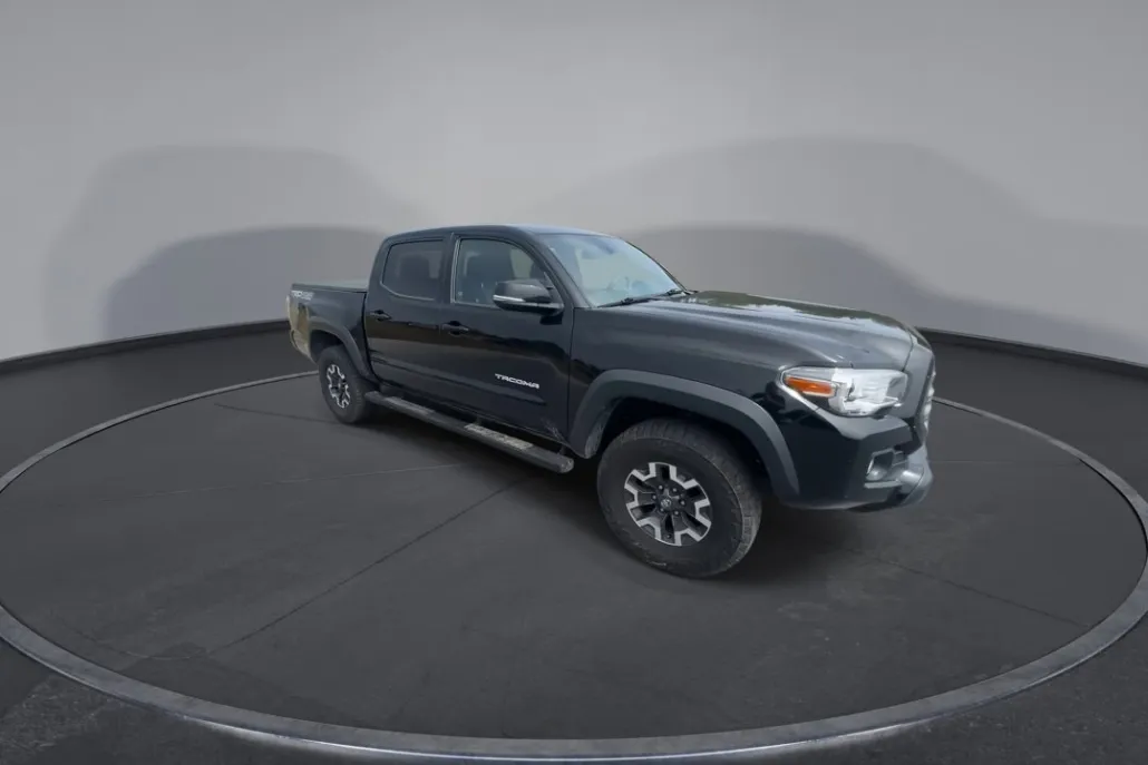 2022 Toyota Tacoma TRD 4x4 V6 photo 1