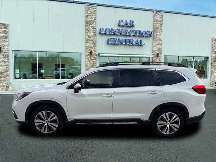 2021 Subaru Ascent Limited photo 1