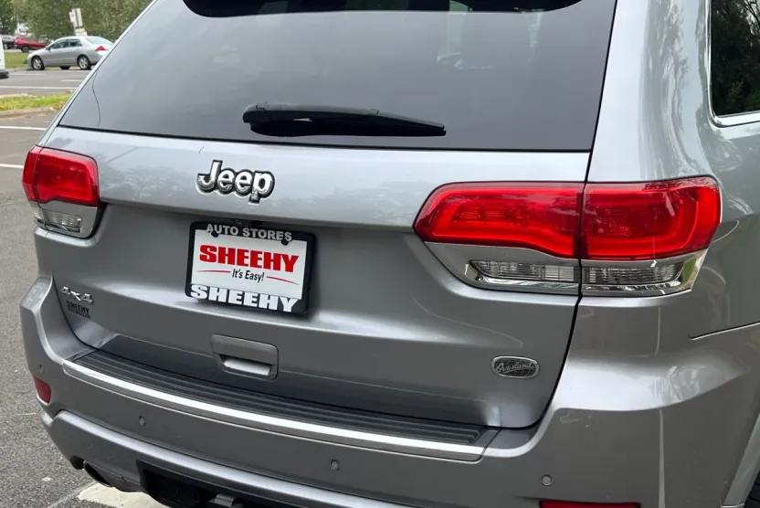2014 Jeep Grand Cherokee Overland photo 1