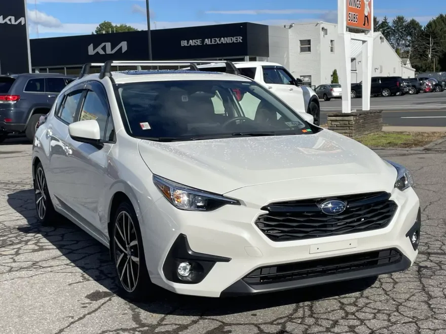 2024 Subaru Impreza Sport photo 1