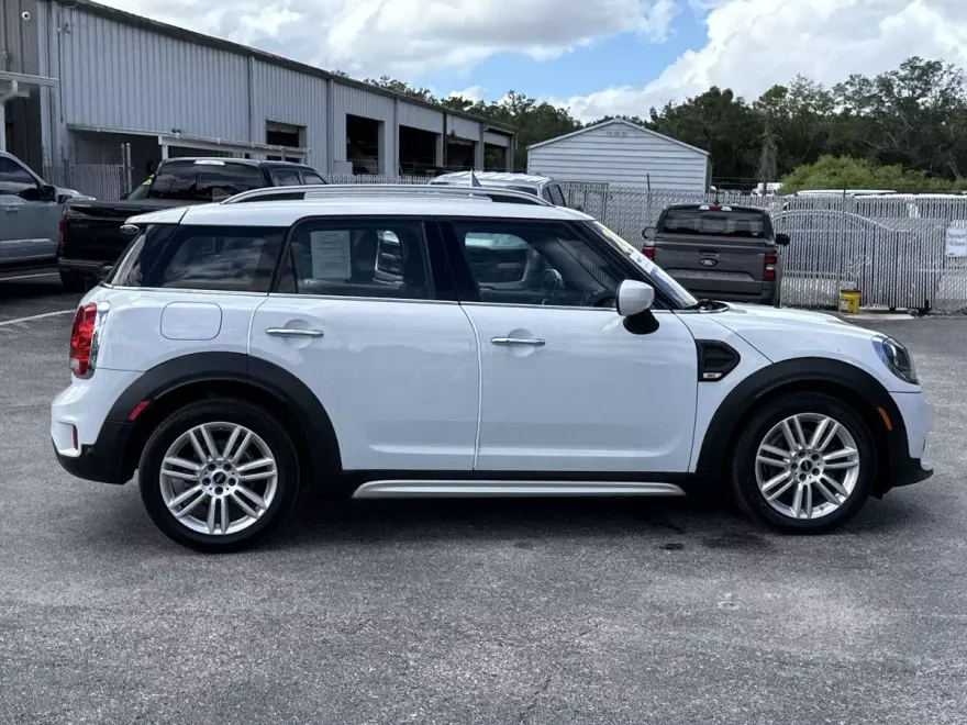 2020 Mini Countryman Oxford Edition photo 1