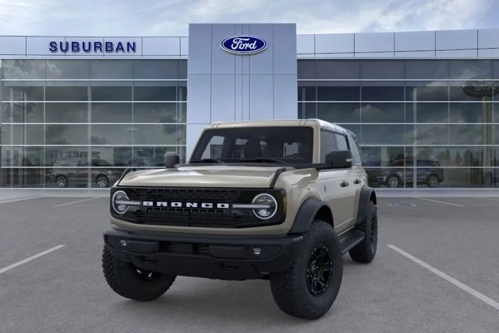 2025 Ford Bronco Outer Banks photo 1