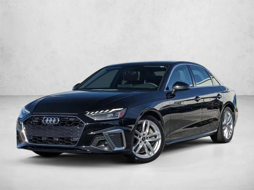 2023 Audi A4 S line Quattro Premium Plus photo 1