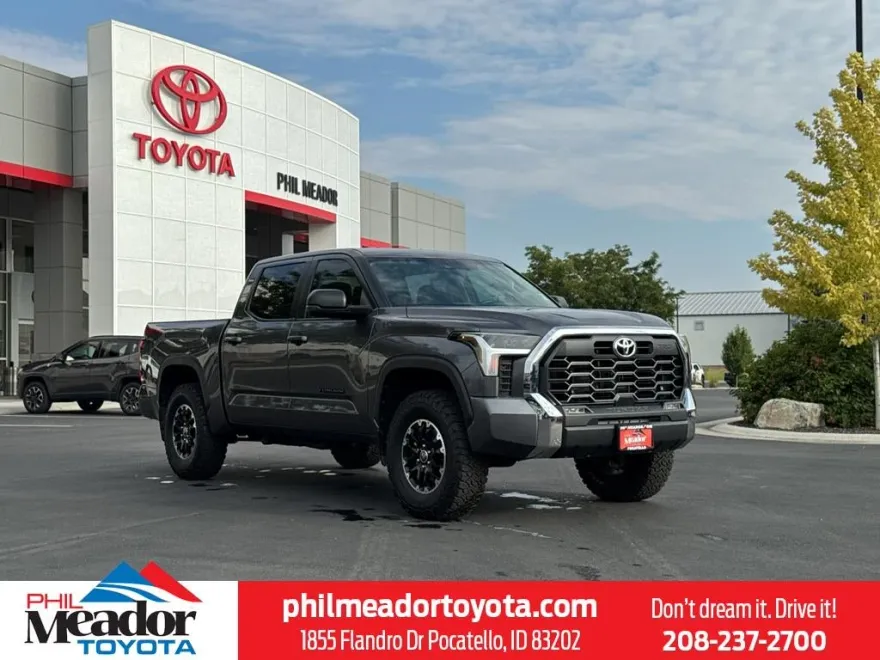 2024 Toyota Tundra SR5 photo 1