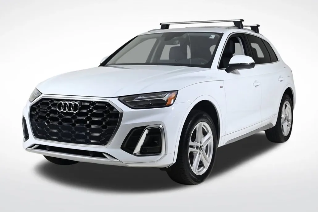 2024 Audi Q5 S line Premium photo 1