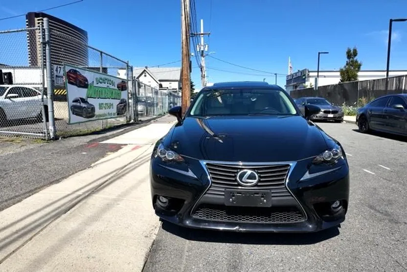 2016 Lexus IS 300 AWD photo 1