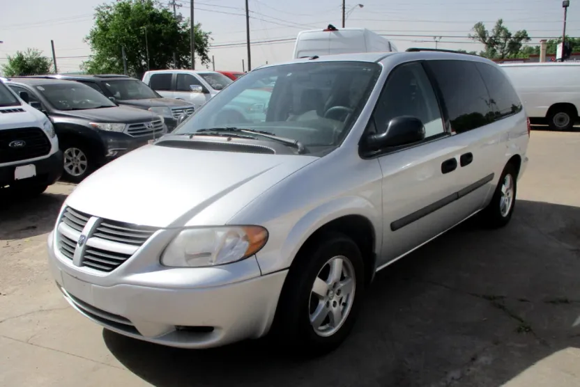2007 Dodge Grand Caravan SE photo 1
